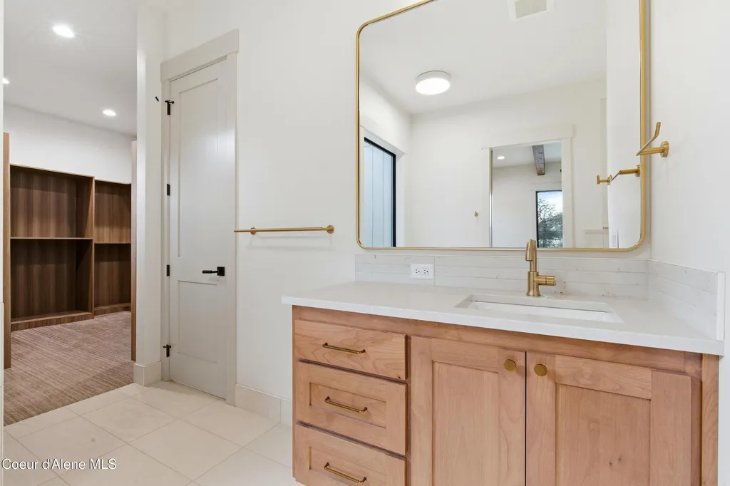 11036 N Armonia Way Hayden ID 83835
