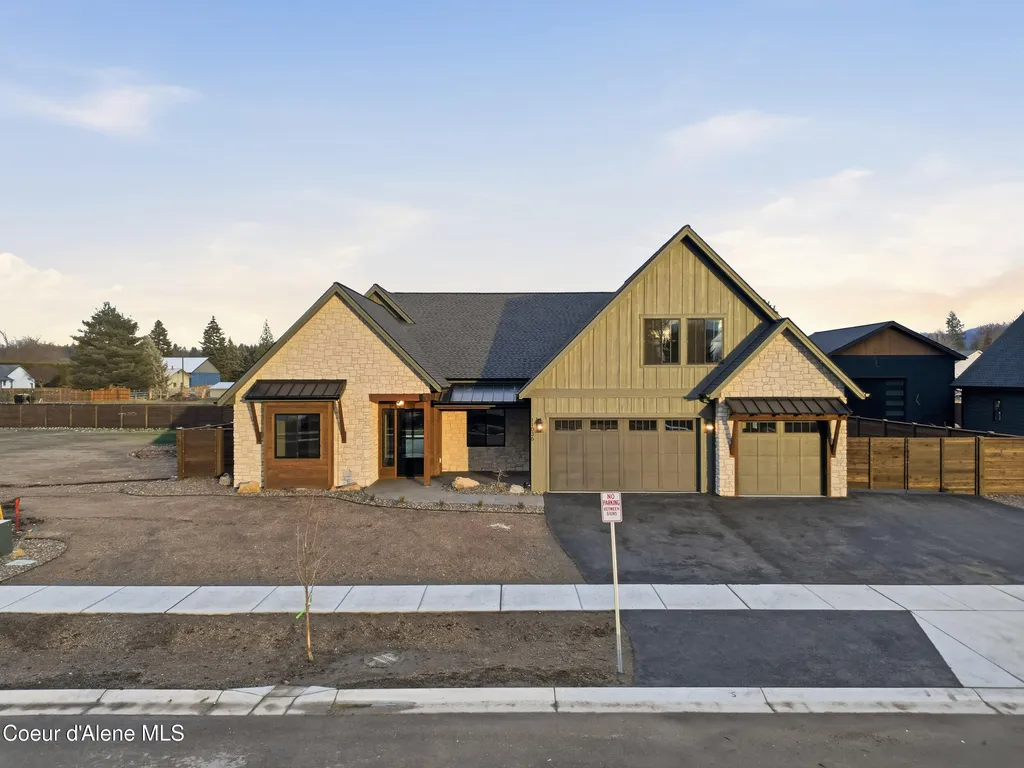 11036 N Armonia Way Hayden ID 83835