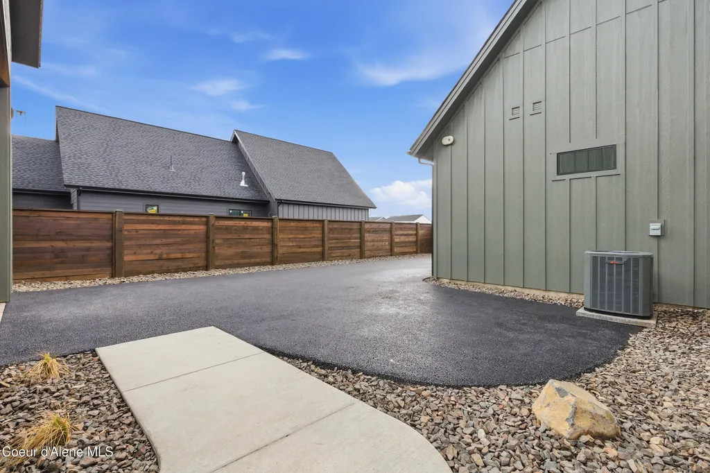 11036 N Armonia Way Hayden ID 83835