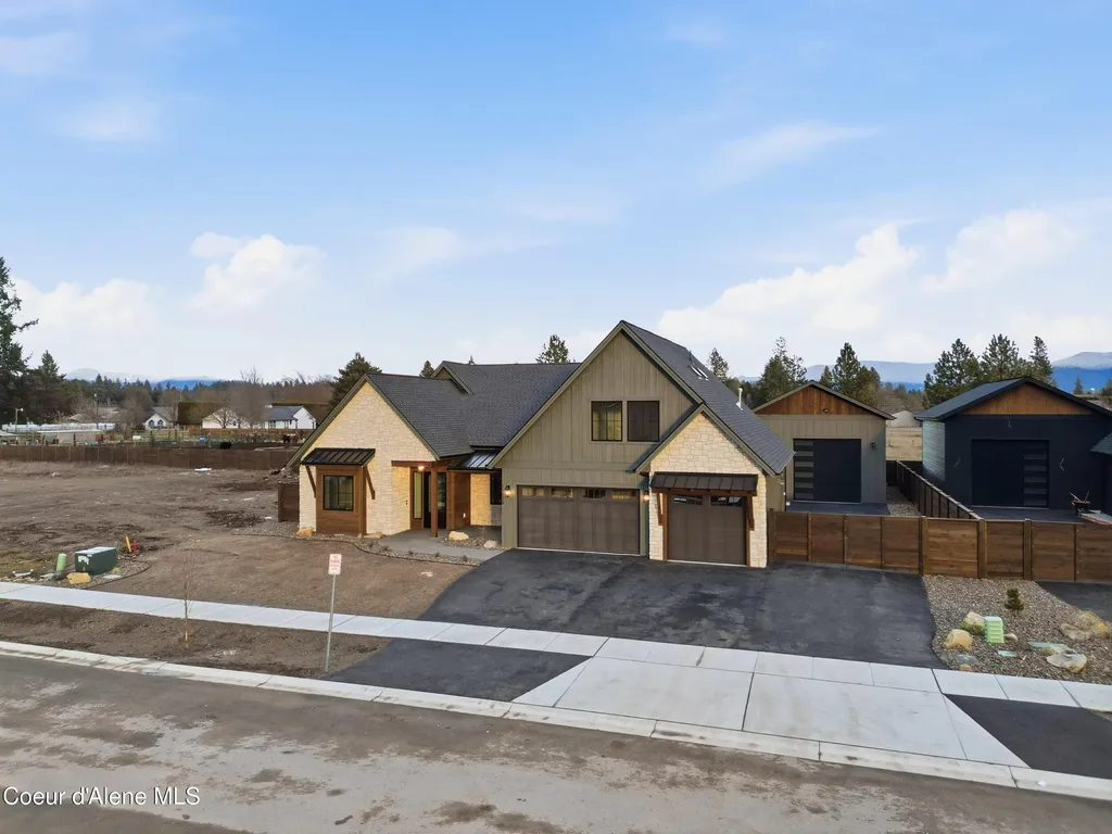 11036 N Armonia Way Hayden ID 83835
