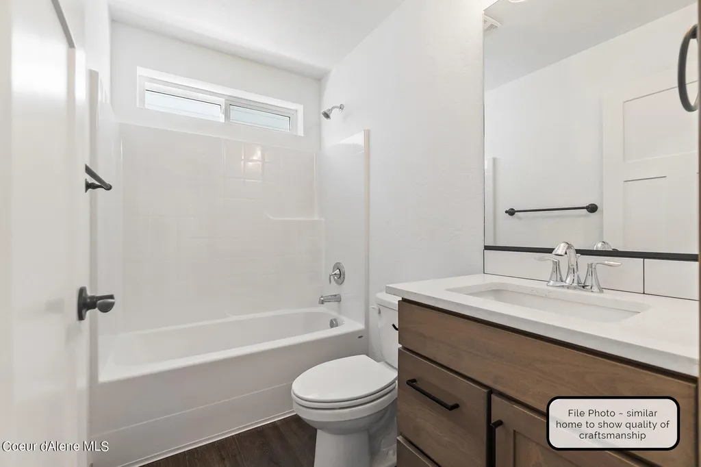 8869 W Swather Avenue Rathdrum ID 83858