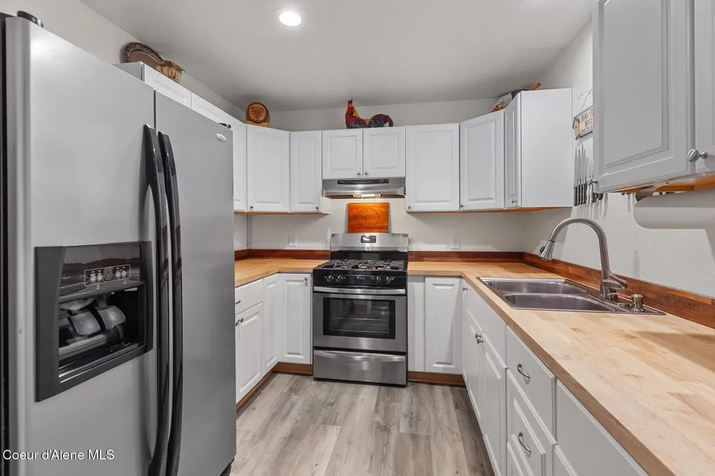 24721 N Teddy Loop Rathdrum ID 83858