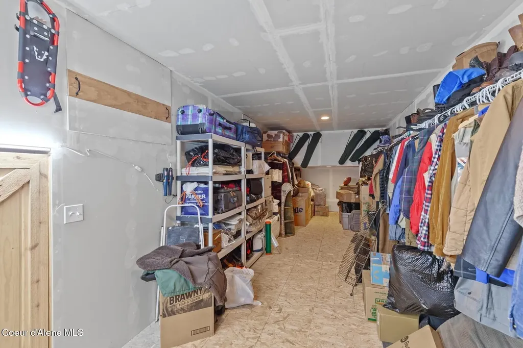 24721 N Teddy Loop Rathdrum ID 83858