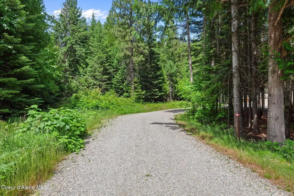 24721 N Teddy Loop Rathdrum ID 83858