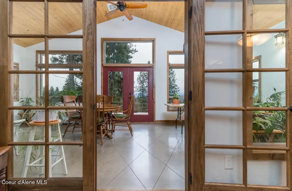 427 Wood Duck Lane Bonners Ferry ID 83805