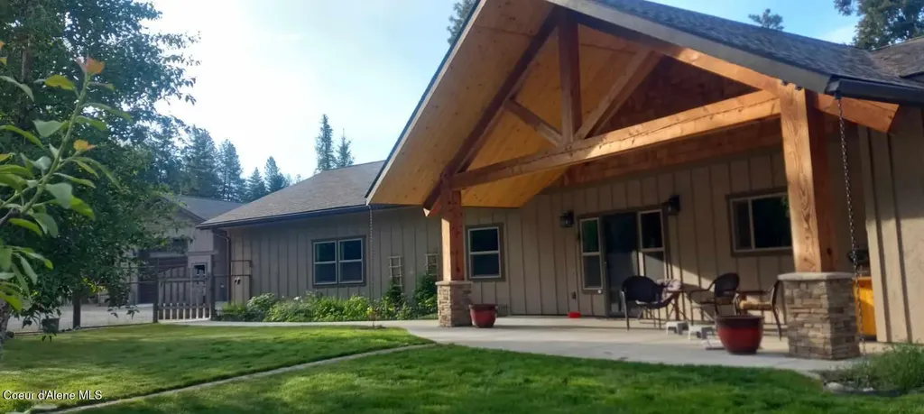 427 Wood Duck Lane Bonners Ferry ID 83805