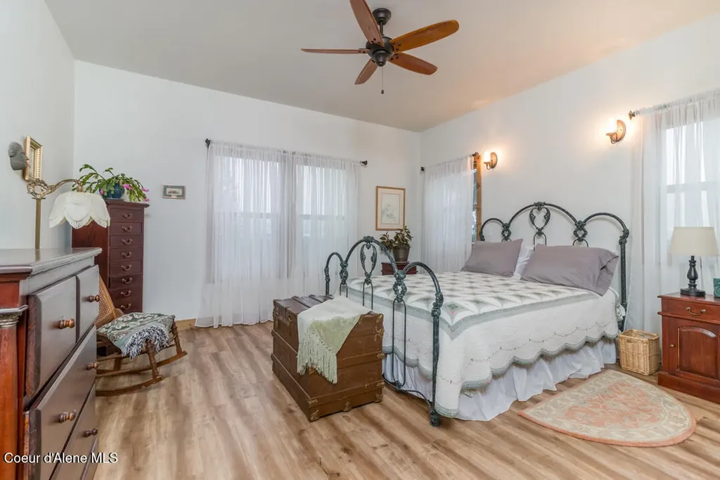 427 Wood Duck Lane Bonners Ferry ID 83805