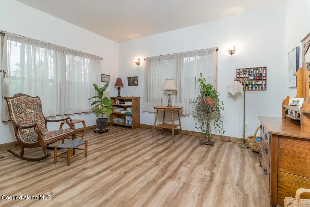 427 Wood Duck Lane Bonners Ferry ID 83805