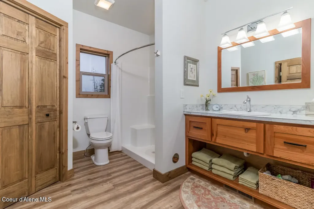 427 Wood Duck Lane Bonners Ferry ID 83805