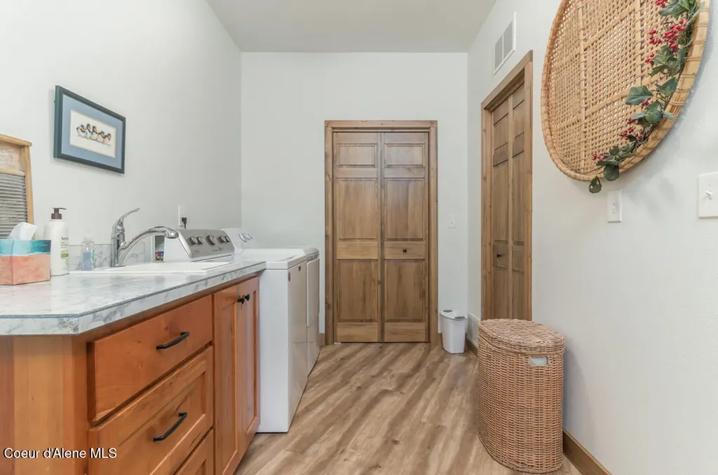 427 Wood Duck Lane Bonners Ferry ID 83805