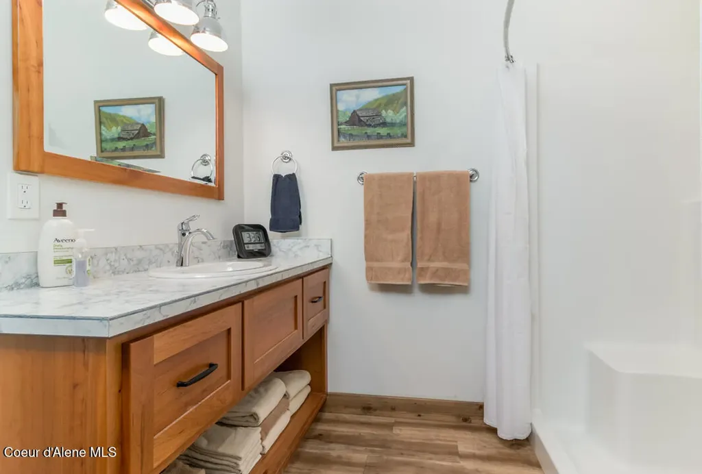 427 Wood Duck Lane Bonners Ferry ID 83805