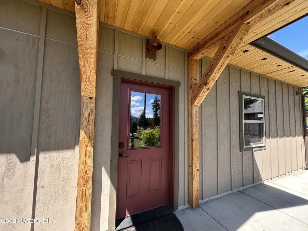 427 Wood Duck Lane Bonners Ferry ID 83805