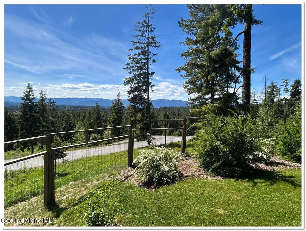 427 Wood Duck Lane Bonners Ferry ID 83805