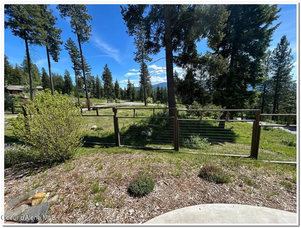 427 Wood Duck Lane Bonners Ferry ID 83805