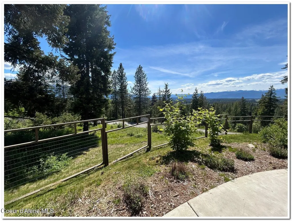 427 Wood Duck Lane Bonners Ferry ID 83805