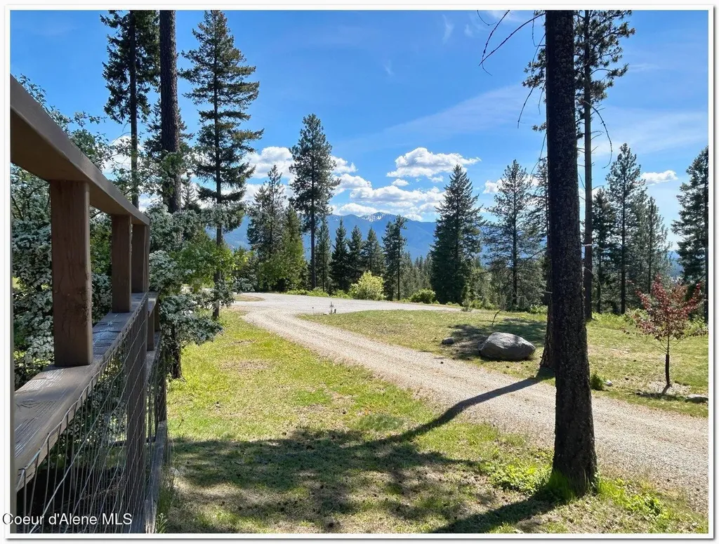 427 Wood Duck Lane Bonners Ferry ID 83805
