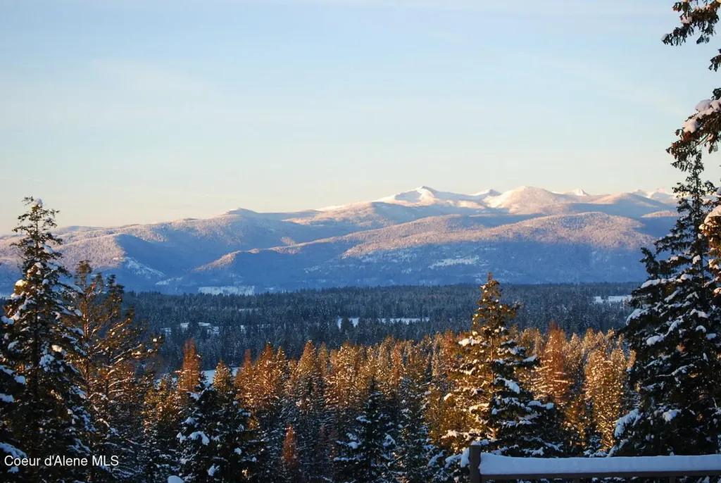 427 Wood Duck Lane Bonners Ferry ID 83805