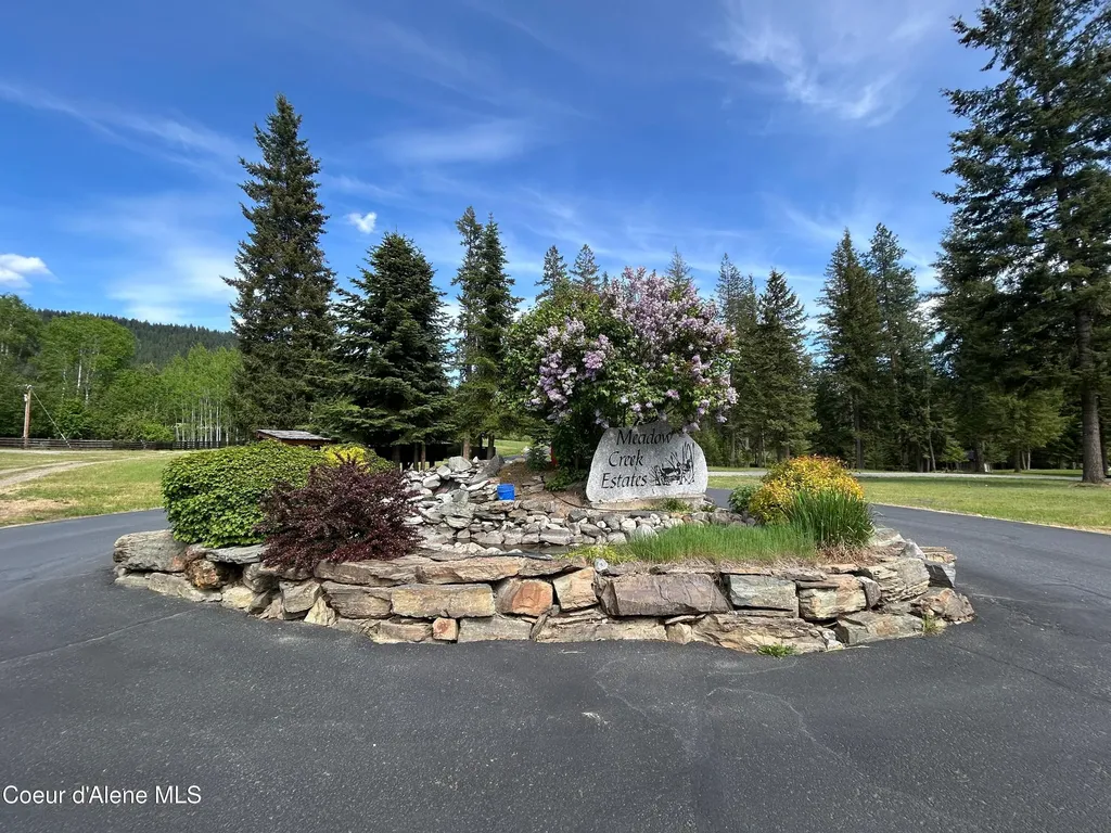 427 Wood Duck Lane Bonners Ferry ID 83805
