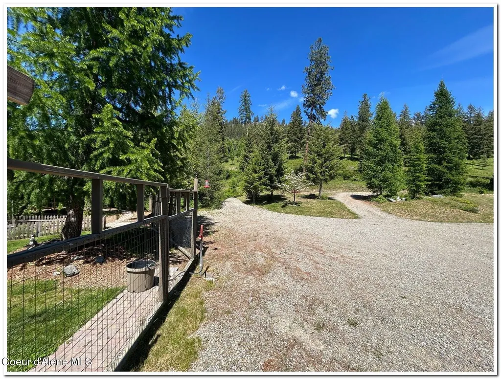 427 Wood Duck Lane Bonners Ferry ID 83805
