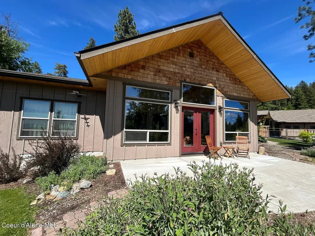 427 Wood Duck Lane Bonners Ferry ID 83805