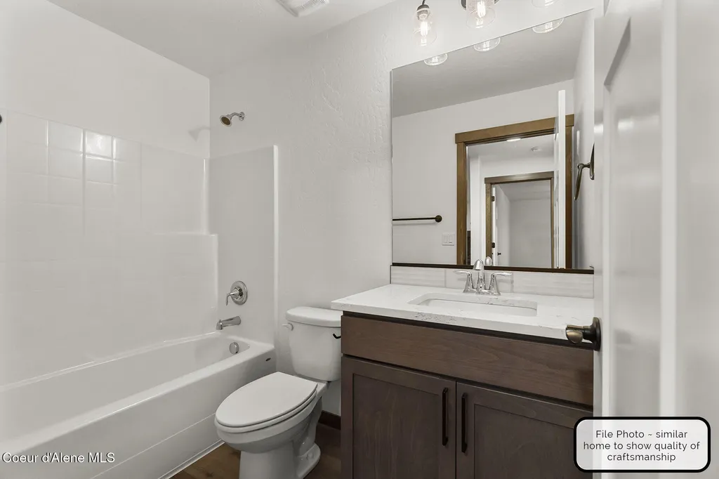 8946 W Swather Avenue Rathdrum ID 83858