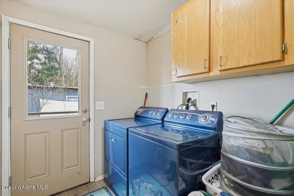 92 E Walrose Loop Hayden ID 83835