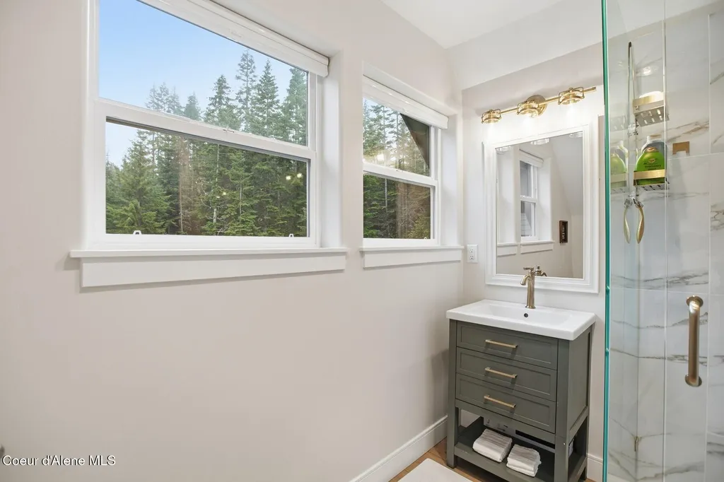 11644 E Sims Lane Athol ID 83801