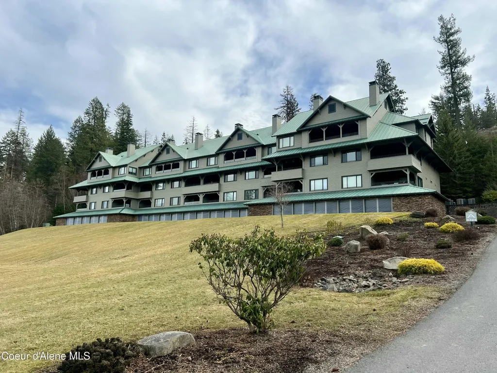 4724 S Arrow Point Drive Harrison ID 83833