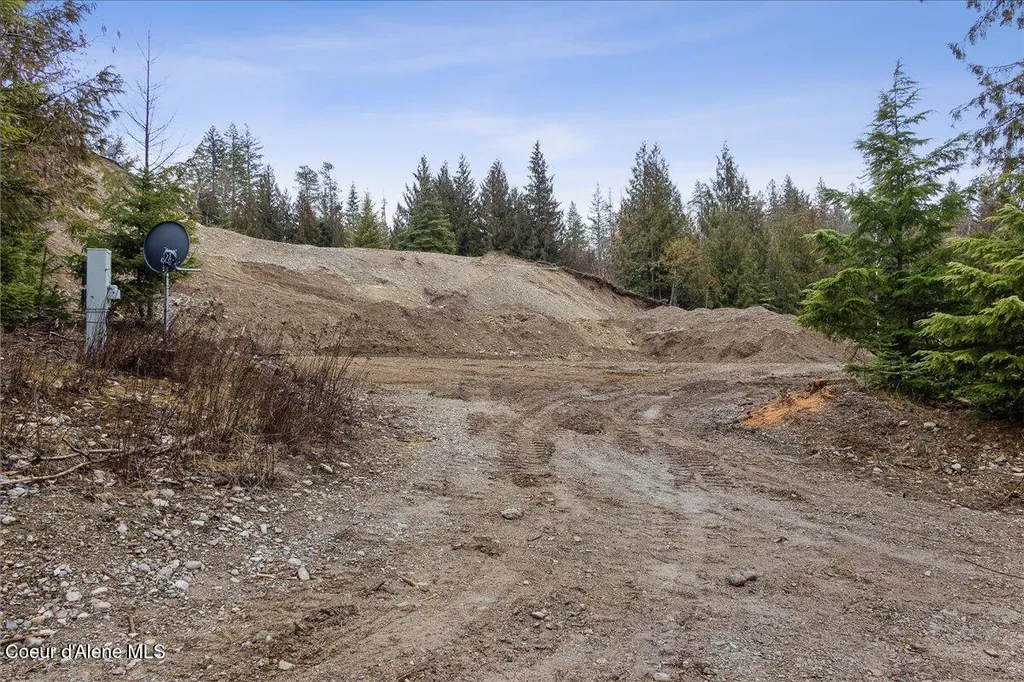 99 Big Burl Road Sagle ID 83860