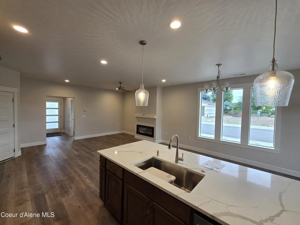 13932 N Rainier Loop Rathdrum ID 83858