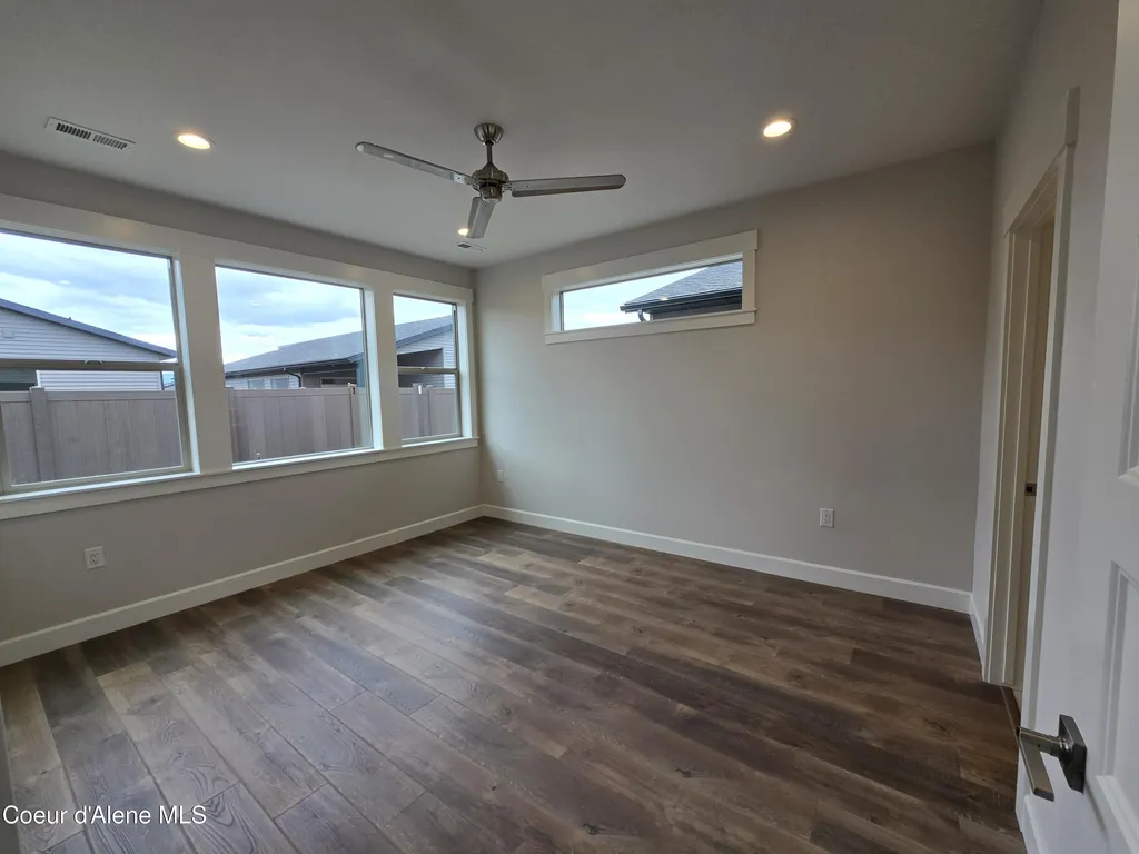 13932 N Rainier Loop Rathdrum ID 83858