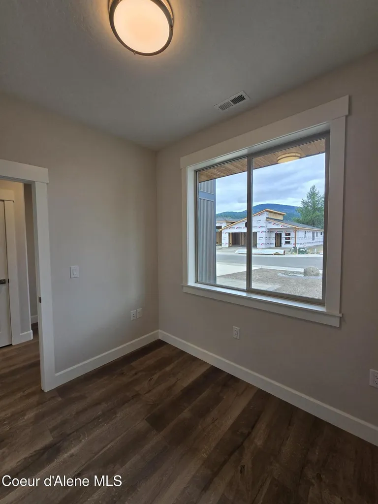 13932 N Rainier Loop Rathdrum ID 83858