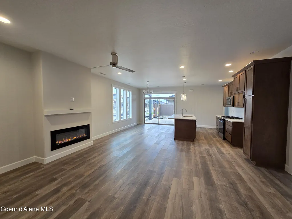 13932 N Rainier Loop Rathdrum ID 83858