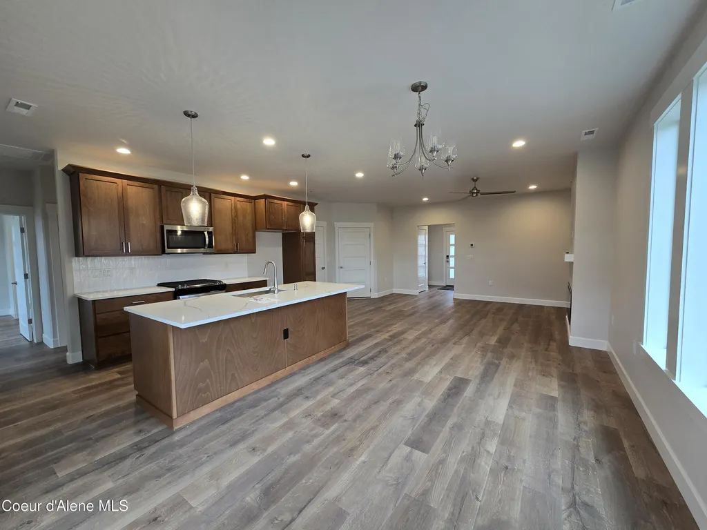 13932 N Rainier Loop Rathdrum ID 83858