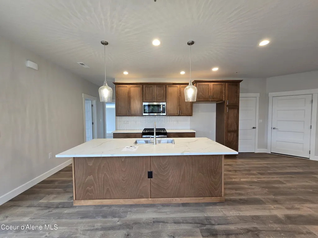 13932 N Rainier Loop Rathdrum ID 83858