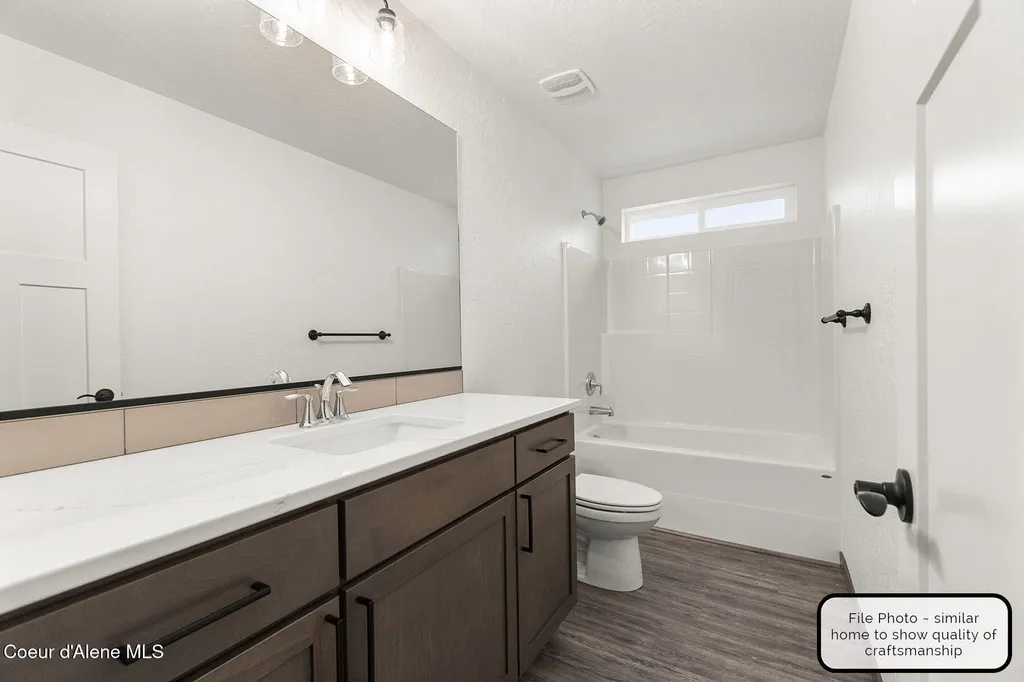 8966 W Swather Avenue Rathdrum ID 83858