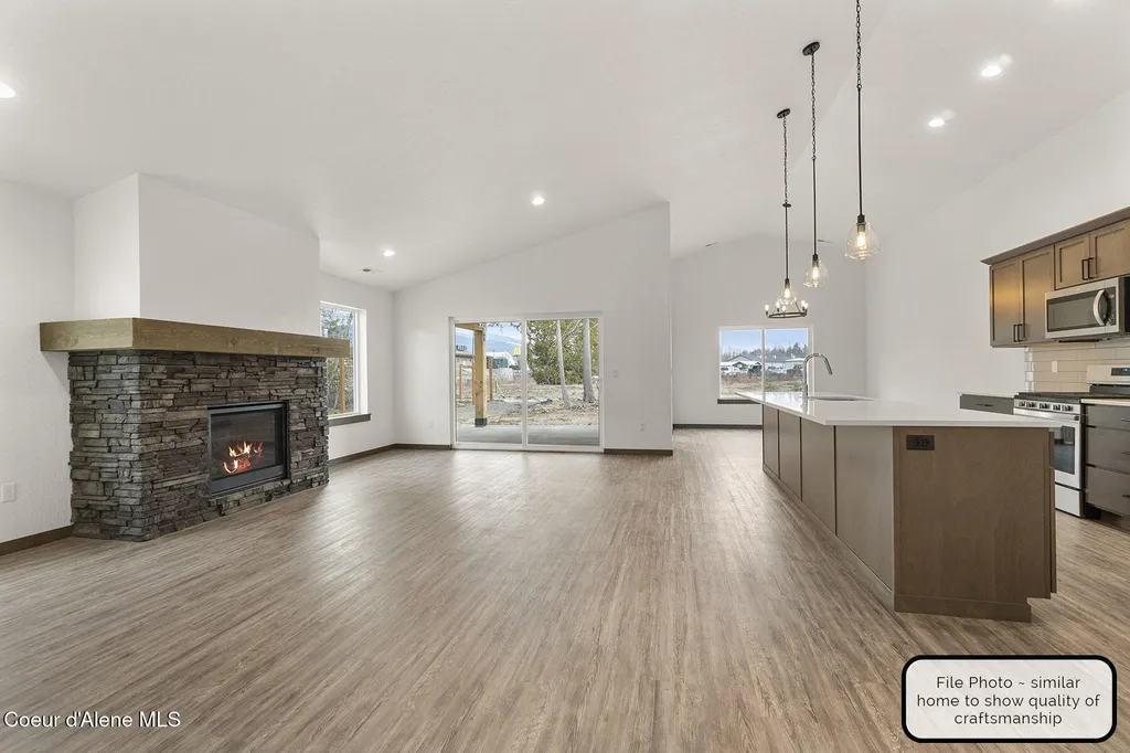 8966 W Swather Avenue Rathdrum ID 83858