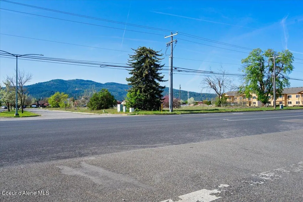 1180 E Mullan Avenue Post Falls ID 83854