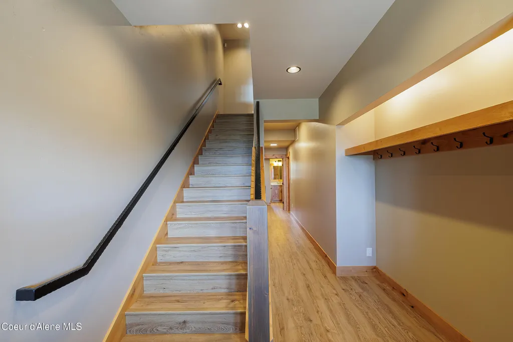 52 Palouse Drive Nordman ID 83848