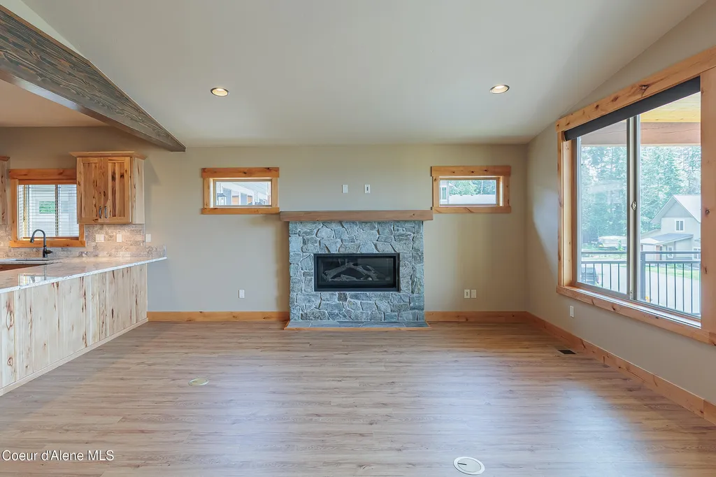52 Palouse Drive Nordman ID 83848