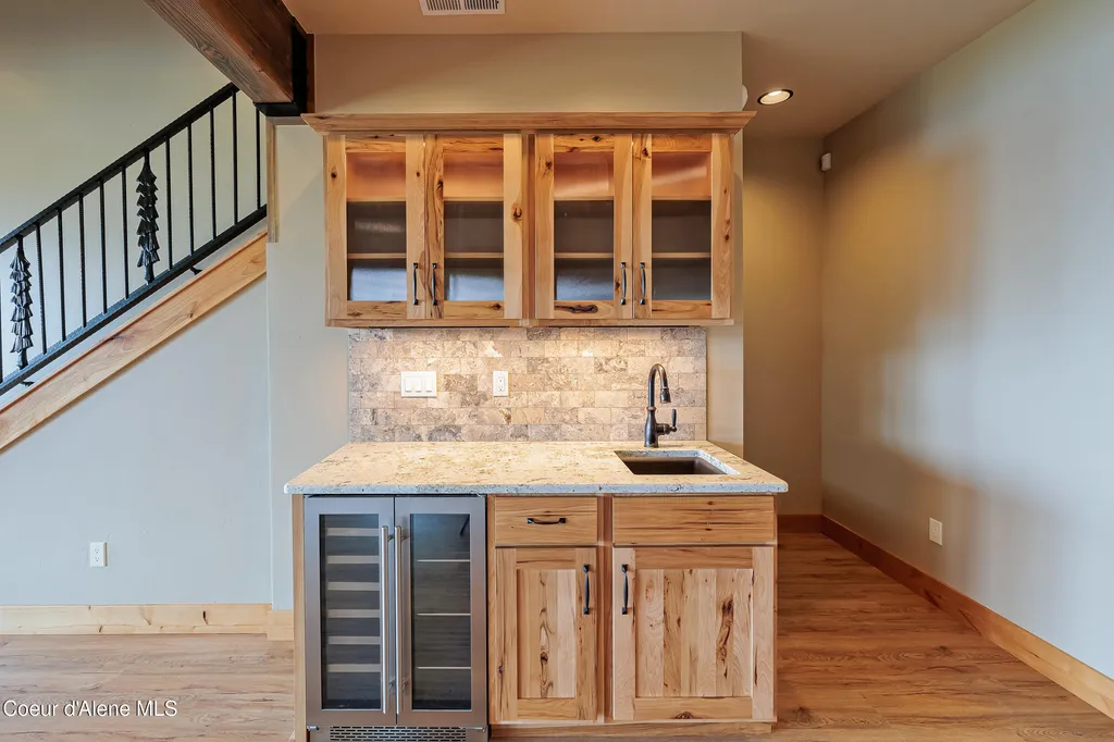 52 Palouse Drive Nordman ID 83848