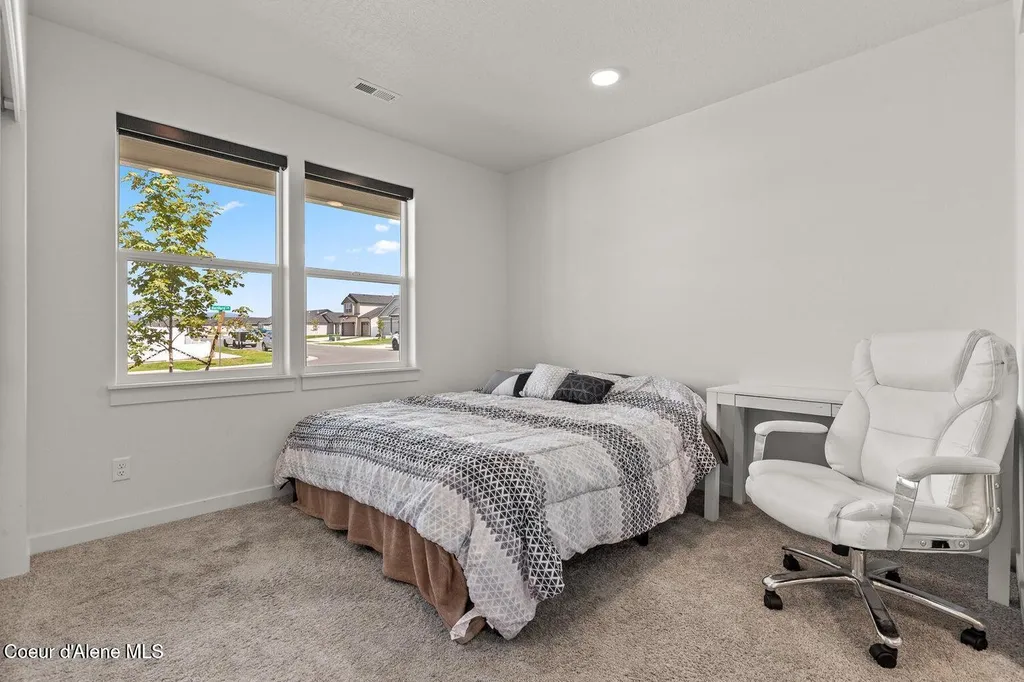 11781 N Banford Lane Rathdrum ID 83858