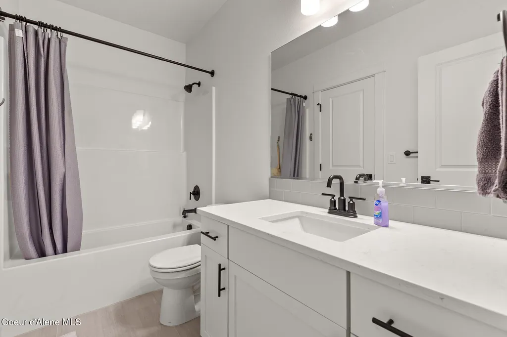 11781 N Banford Lane Rathdrum ID 83858