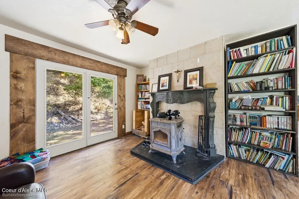 21 Lochsa Lane Kingston ID 83839