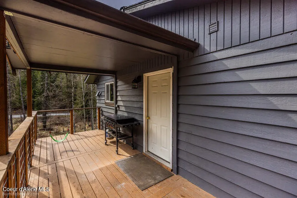 21 Lochsa Lane Kingston ID 83839