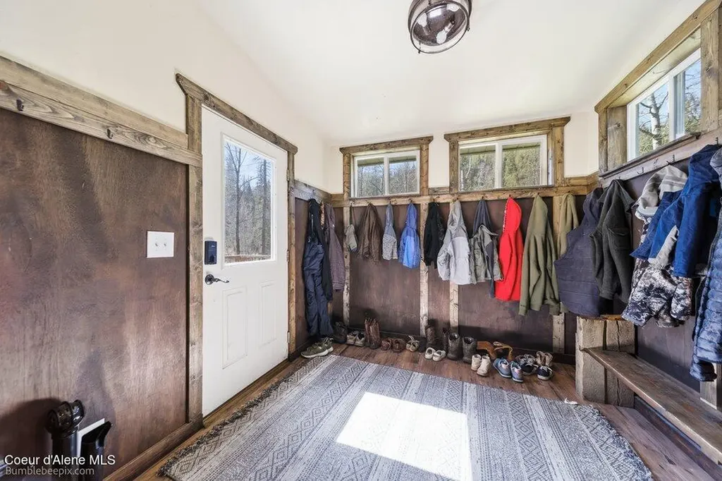 21 Lochsa Lane Kingston ID 83839
