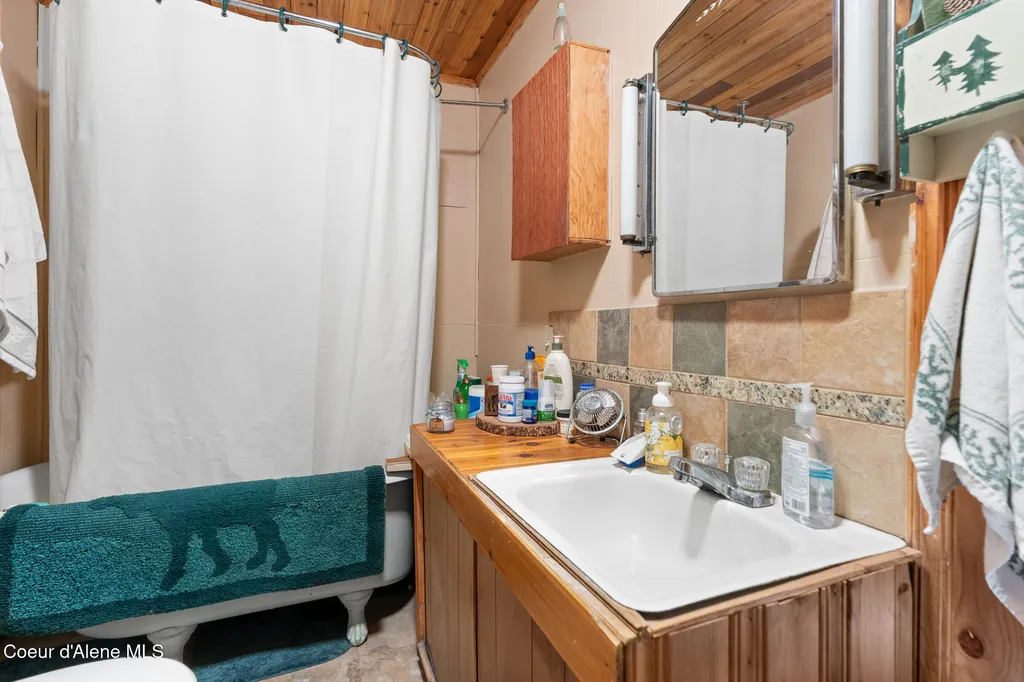 2559 W Cliffdwellers Drive Worley ID 83876