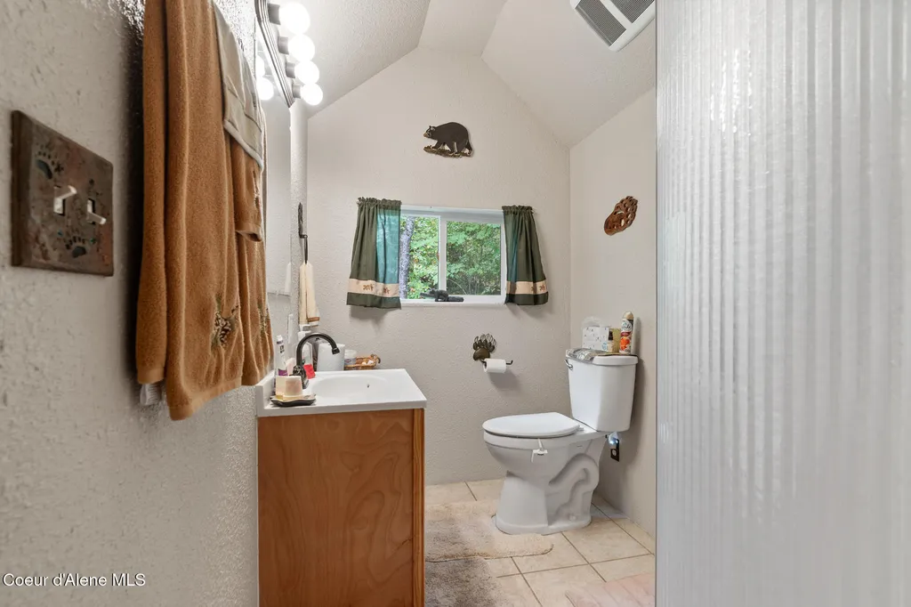 2559 W Cliffdwellers Drive Worley ID 83876