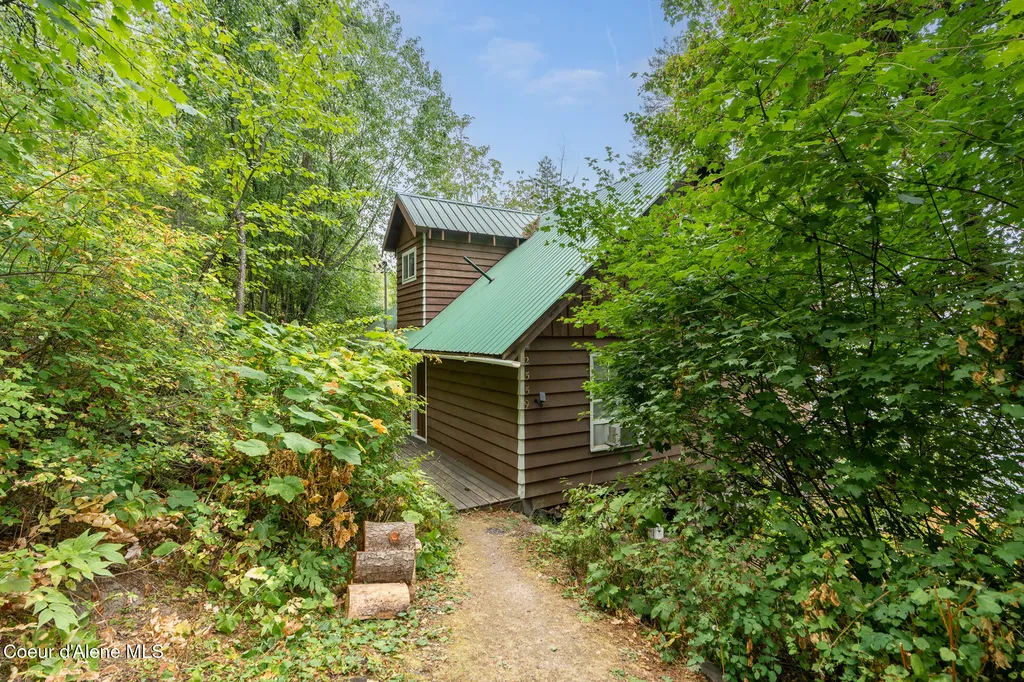 2559 W Cliffdwellers Drive Worley ID 83876