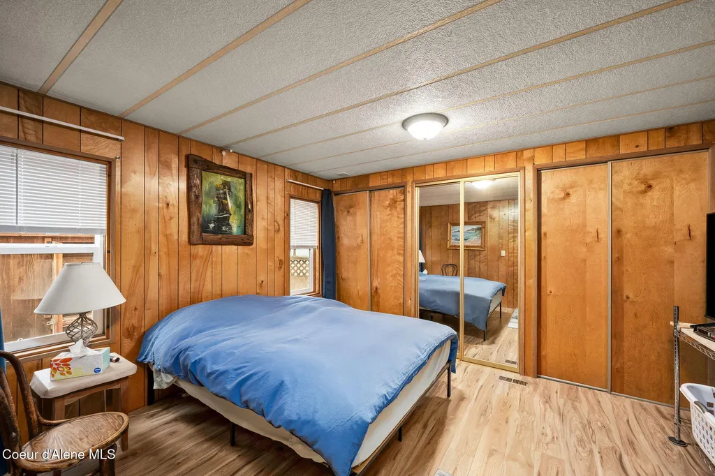 9156 N Starr Loop Hayden ID 83835